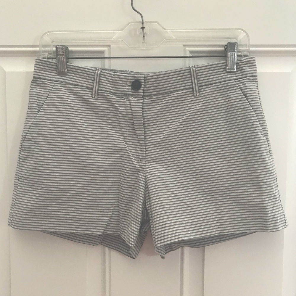 Khakis by GAP Horizontal Stripe SHORTS *100% Cotton*